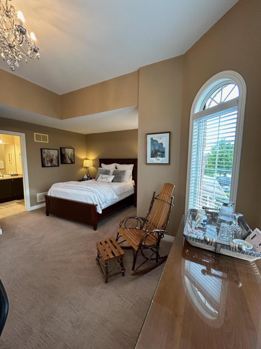 Willow Pond Satellite B&B Port Perry Extérieur photo
