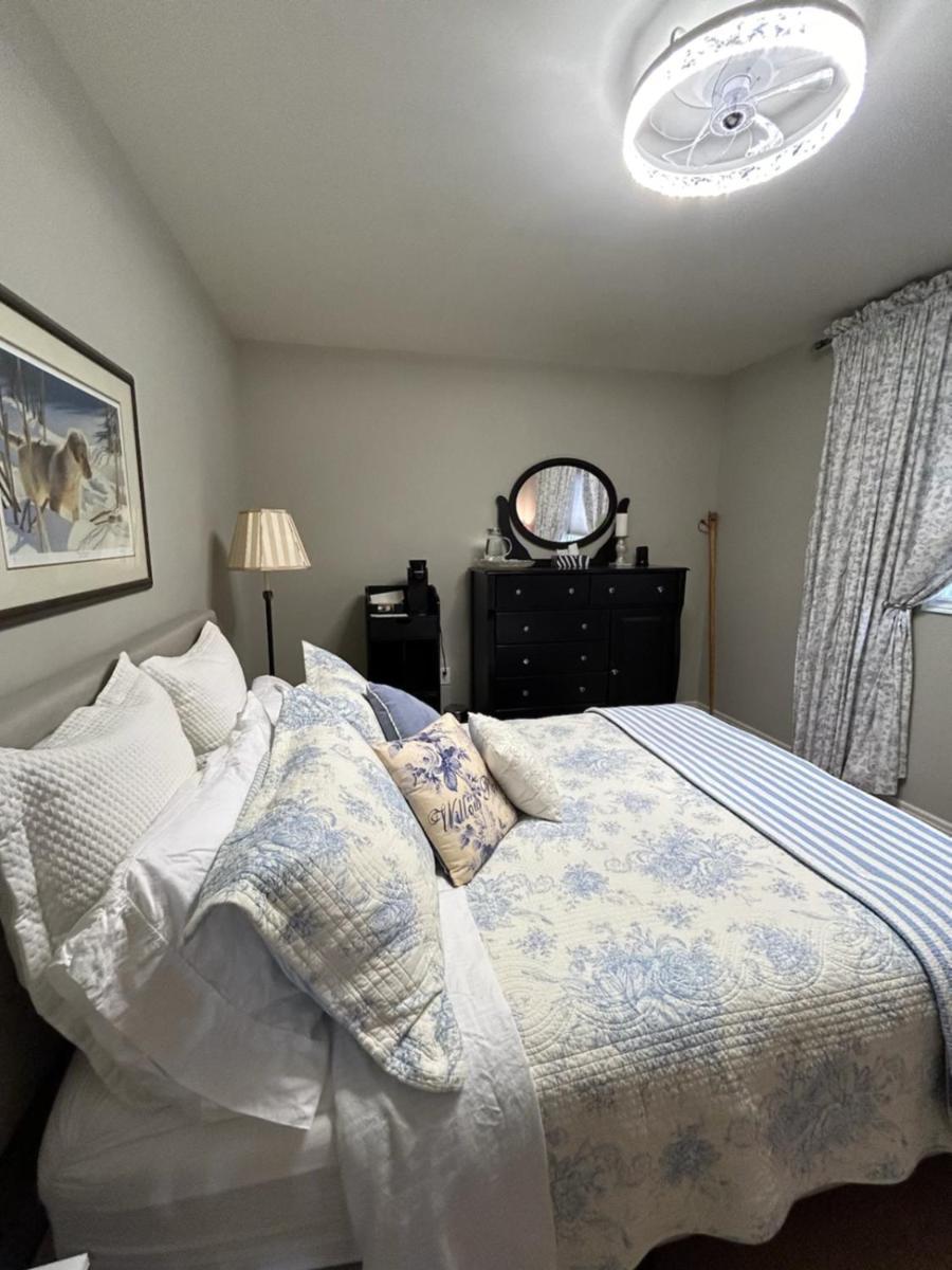 Willow Pond Satellite B&B Port Perry Extérieur photo